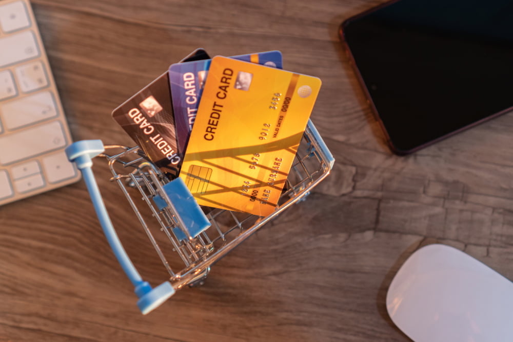 8 mistakes to avoid while using debit cards
